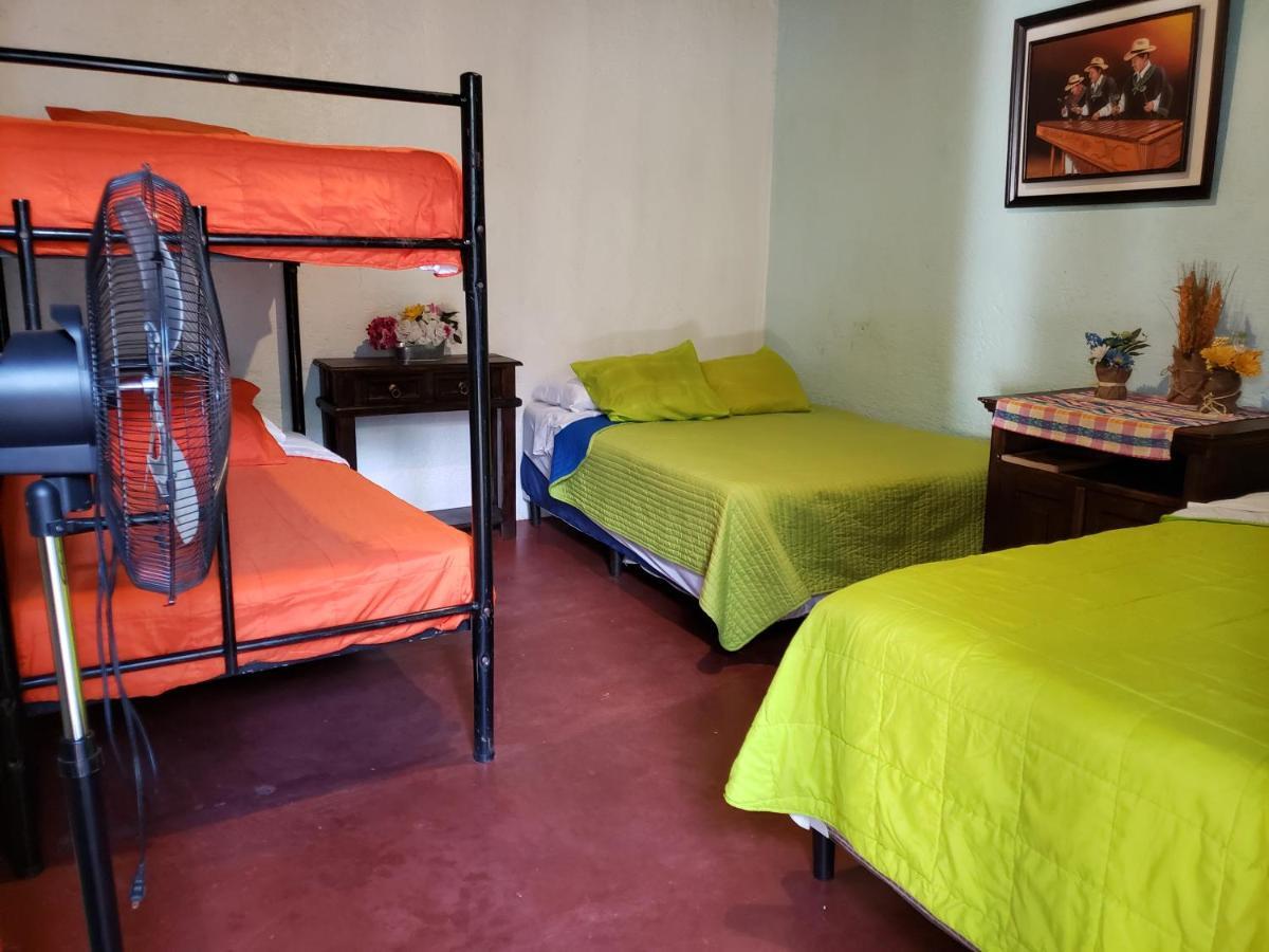 안티구아 과테말라 Parrot House B&B 외부 사진